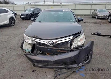 2013 Toyota Camry L z USA, uszkodzony, nr VIN 4T4BF1FK2DR302573